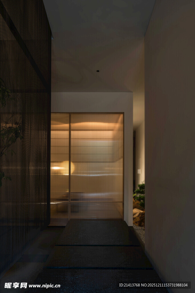 现代简约风格室内走廊一角