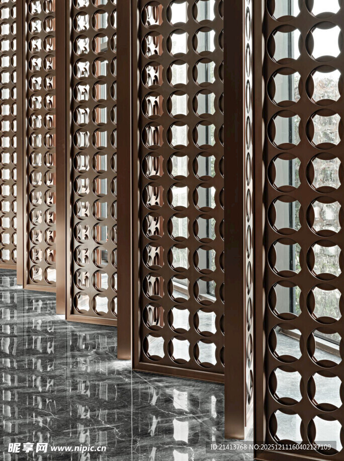 中式木质格栅门古朴雅致