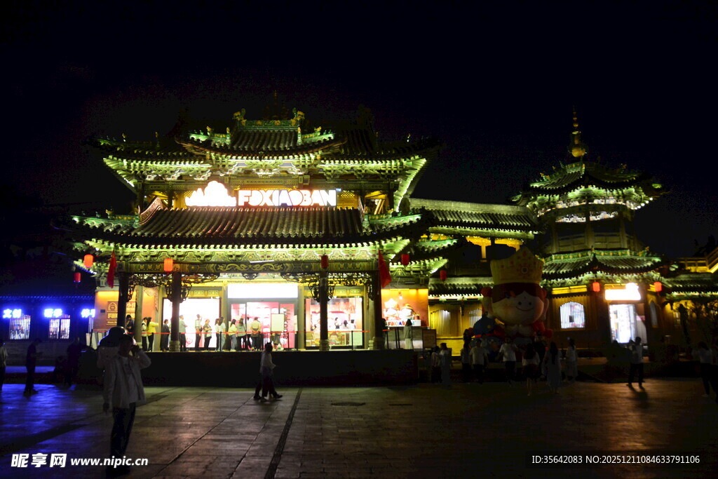 古建夜景 灯火辉煌的魅力