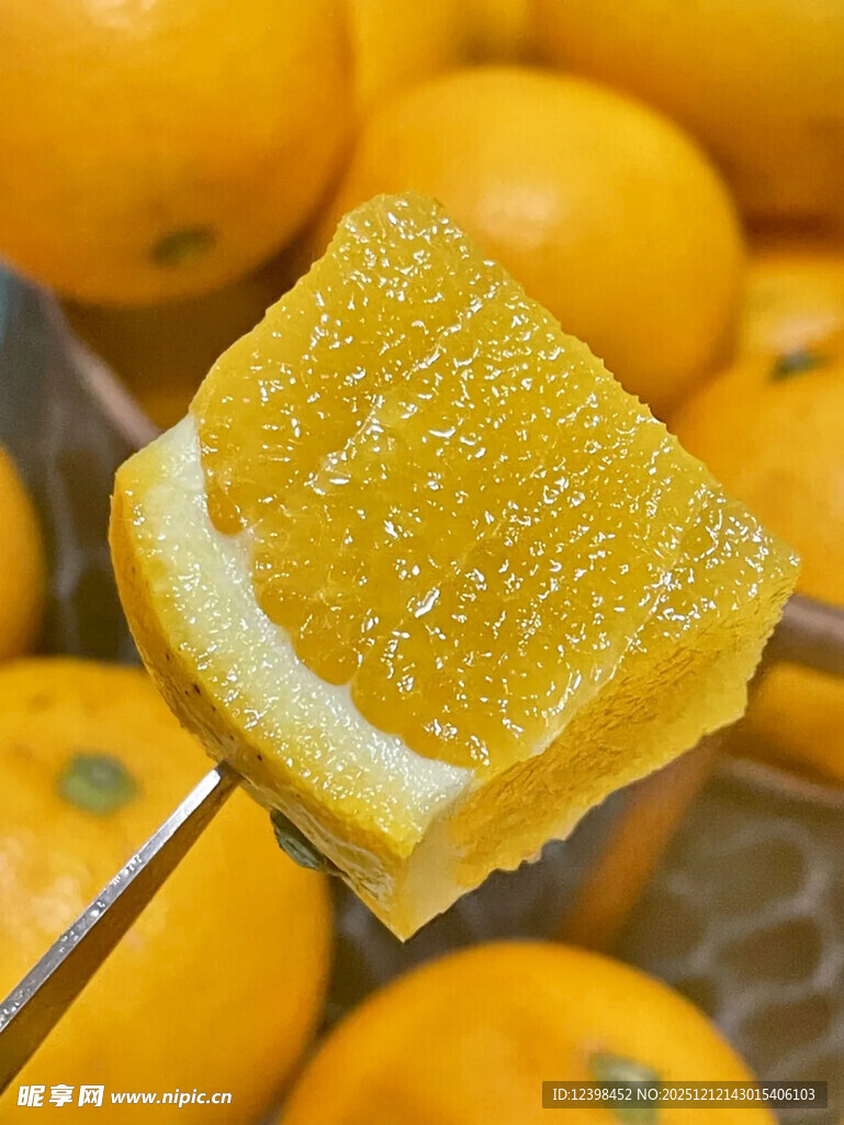 多汁橙子果肉特写