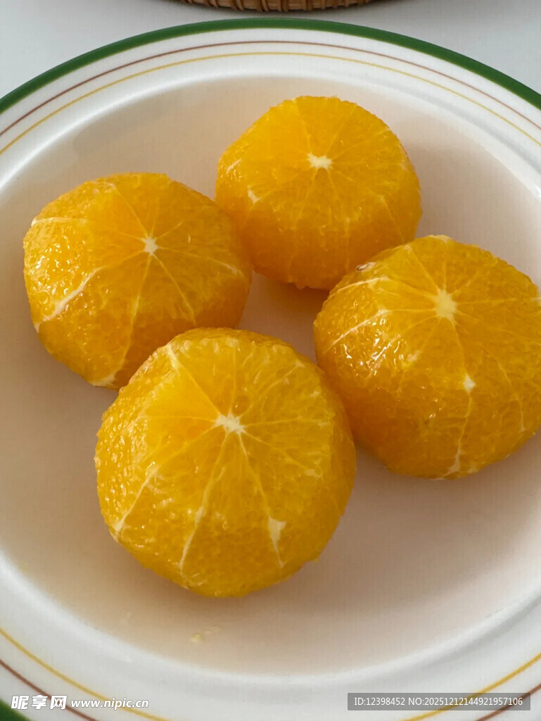 盘中鲜橙