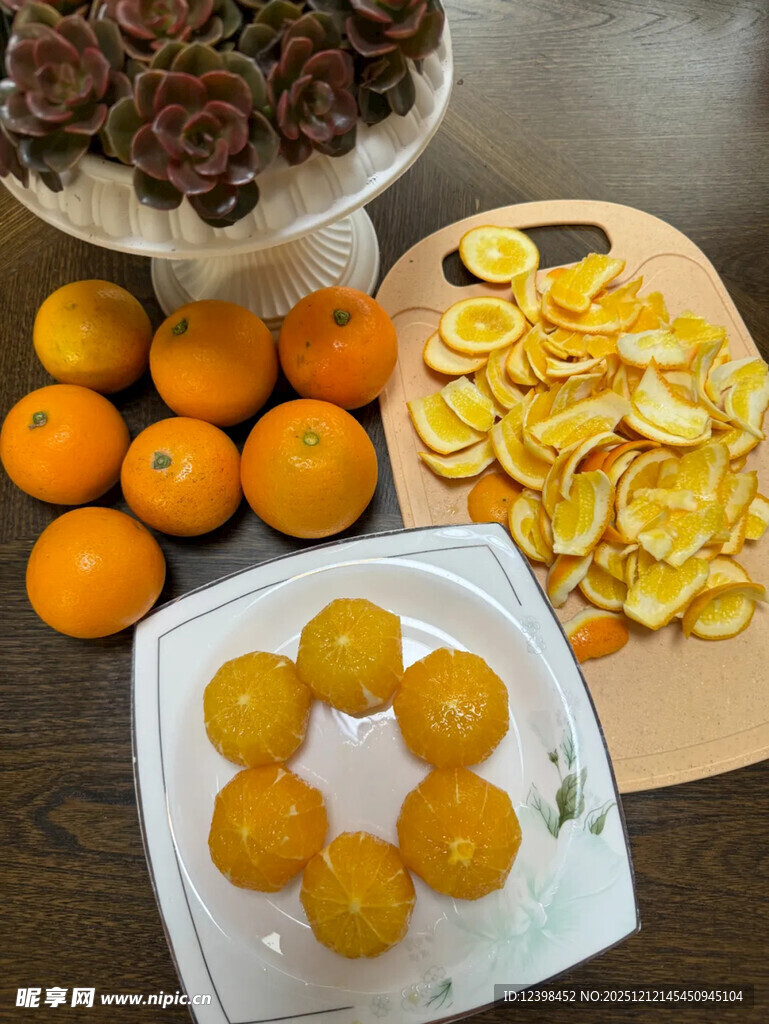 多样柑橘类水果展示