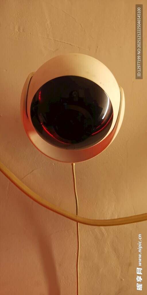 圆形金属物件特写