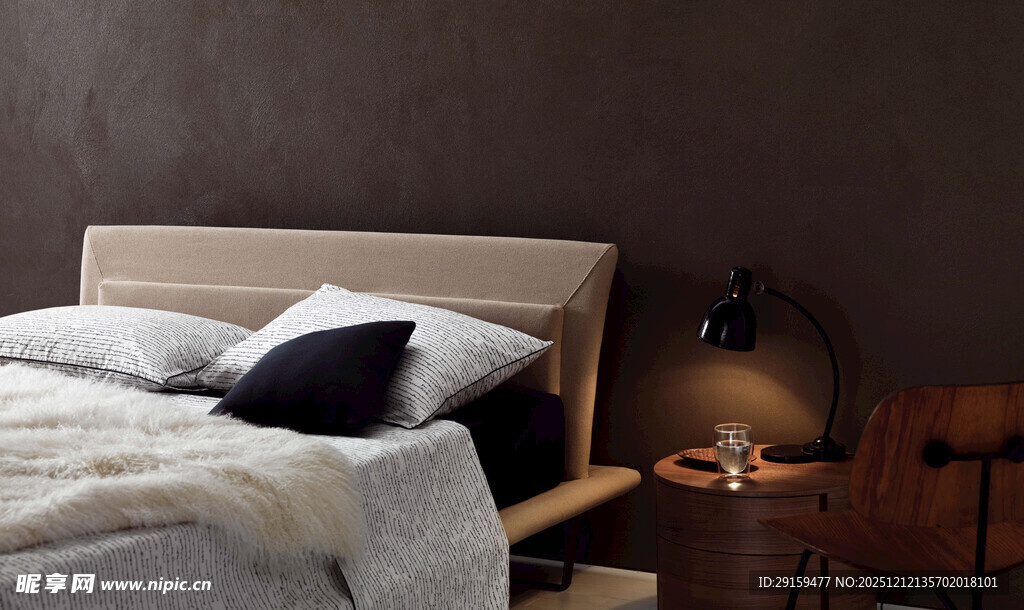 简约温馨卧室床铺场景