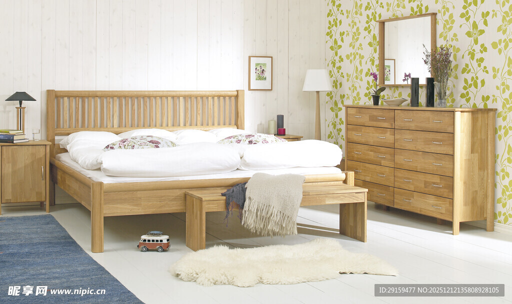 简约实木卧室家具组合