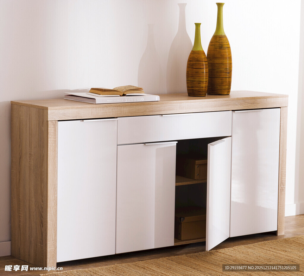 简约现代风格白色储物柜