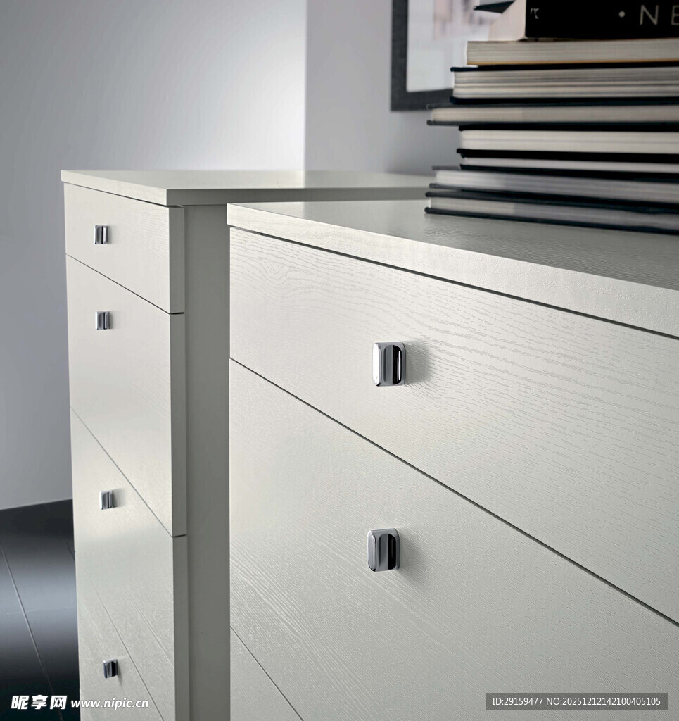 简约白色抽屉式收纳柜