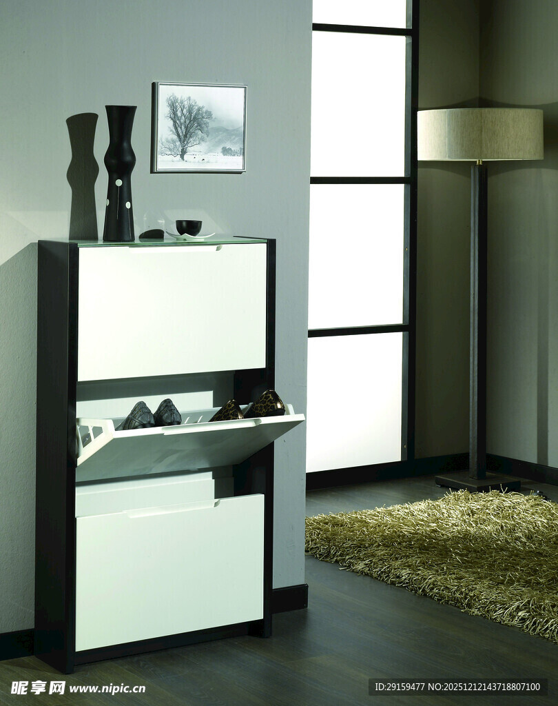 现代简约风格的家居边柜