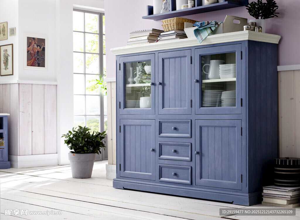 蓝色复古风储物柜
