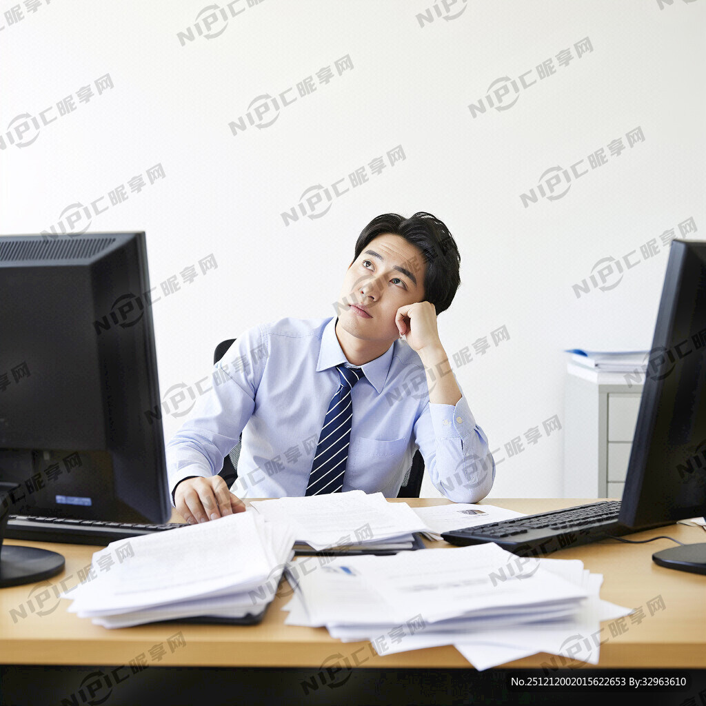 精力分散：管理重心与工作效能偏