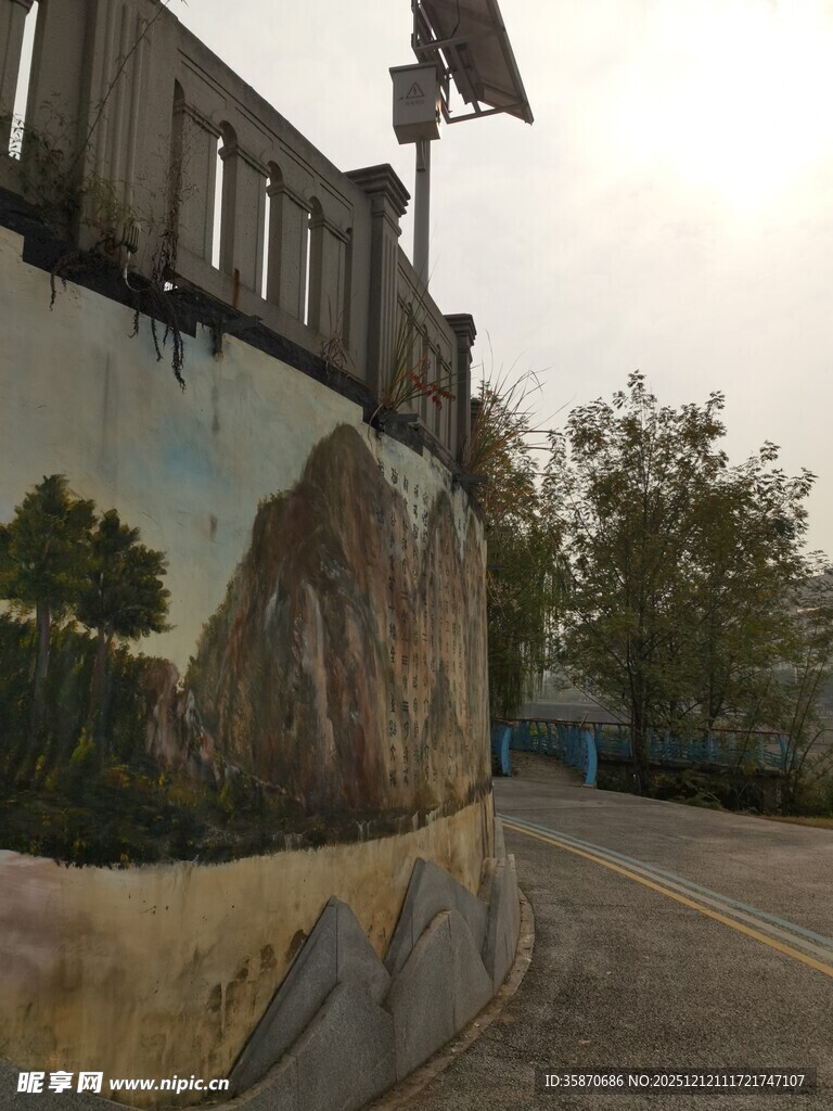 路边彩绘墙自然风景绘