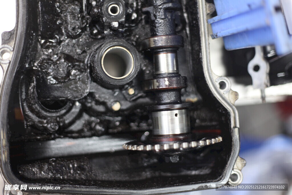 汽车发动机内部机械结构
