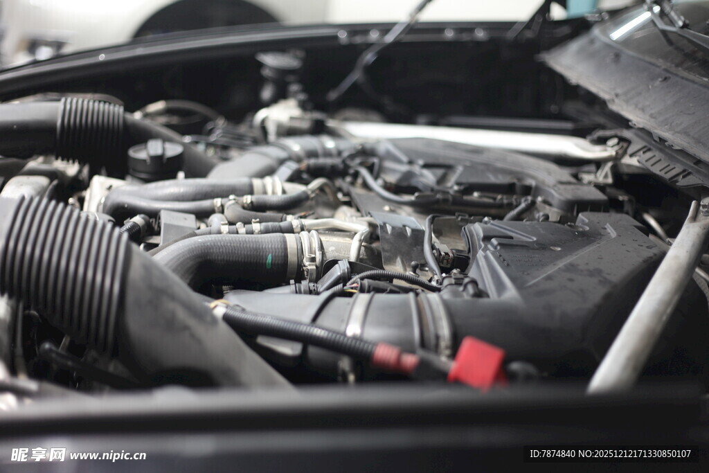 汽车发动机细节特写