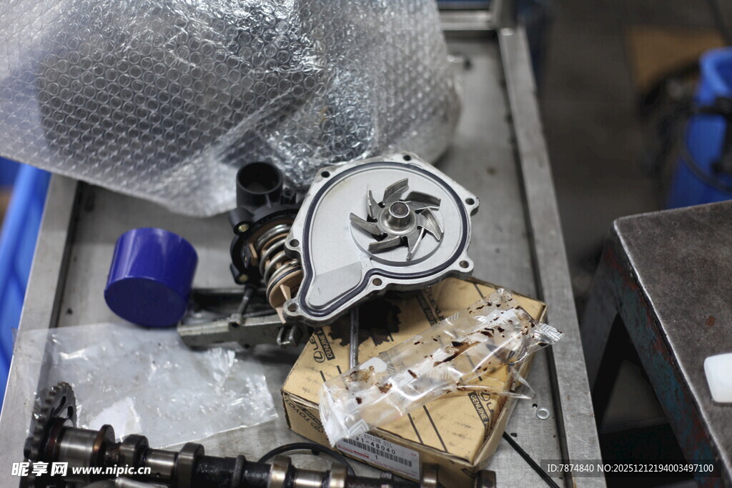 机械零件维修场景