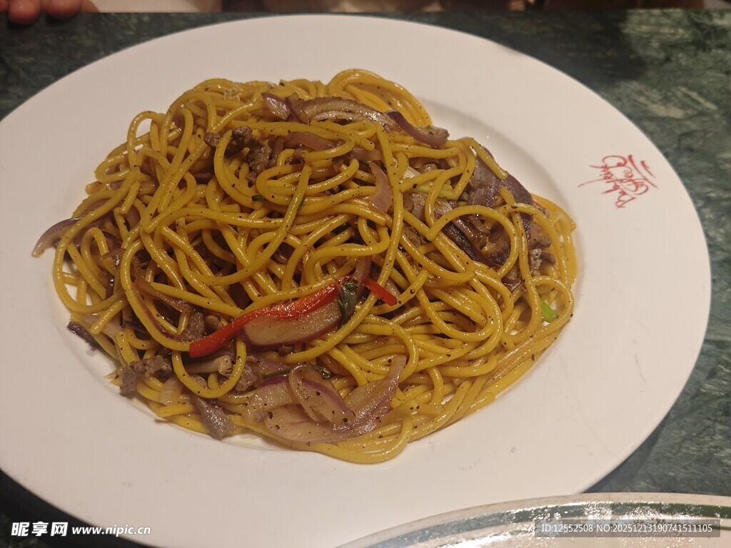 美味牛肉炒面