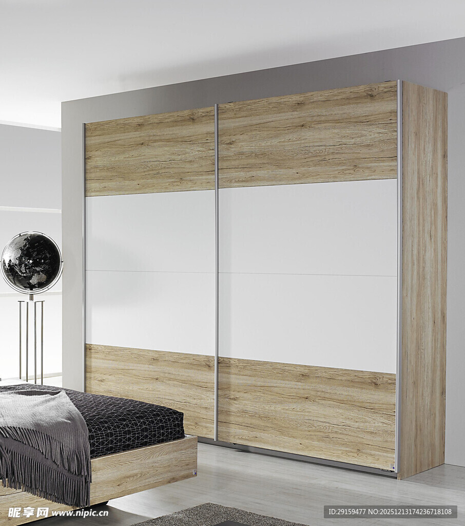 简约风格木质推拉门衣柜