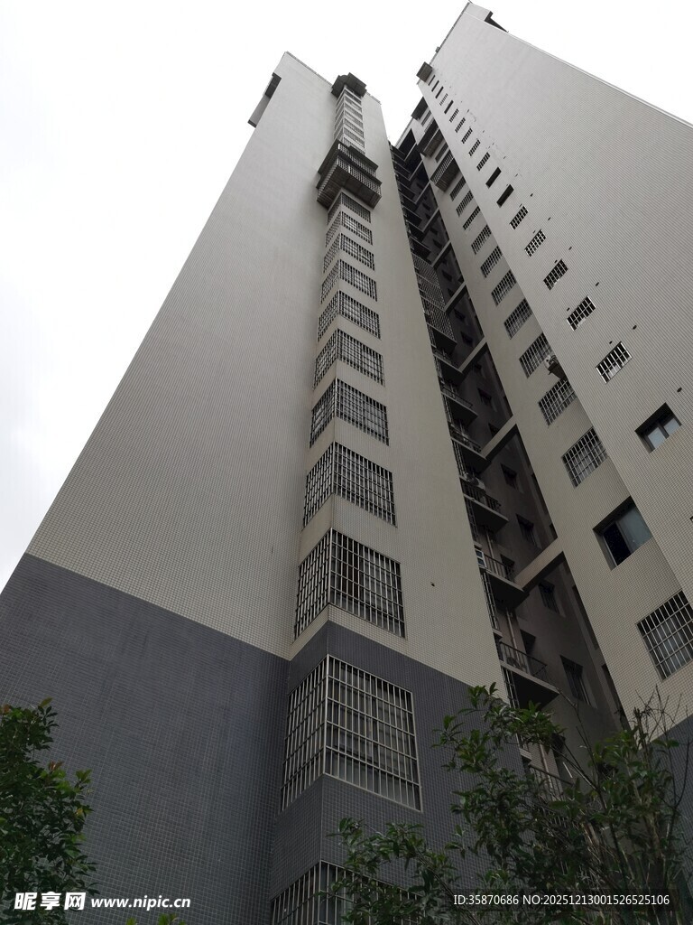 高层住宅外观及外置楼梯