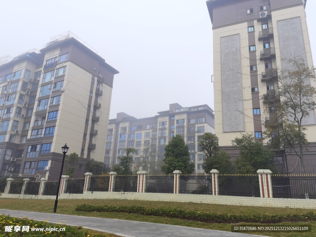 现代小区住宅楼景观