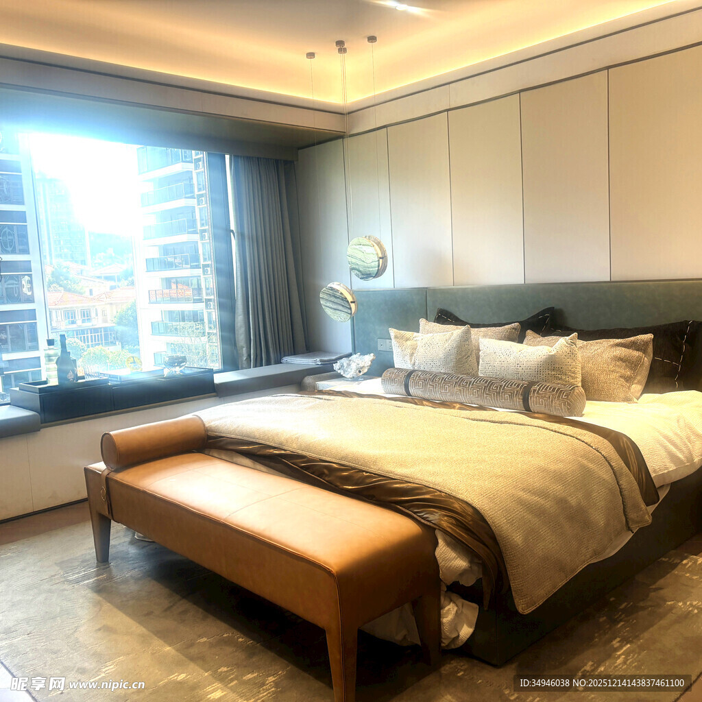 现代简约风格温馨卧室