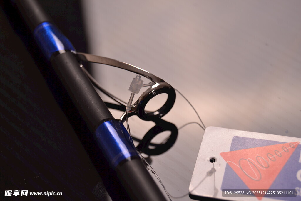 智能眼镜与手机等科技产品