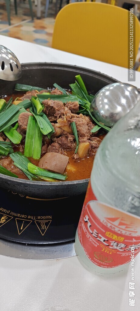 美味菜肴搭配饮料