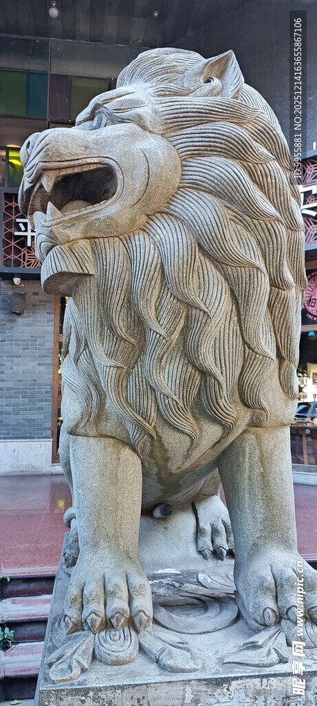 福建福州闽南风情威严石狮子
