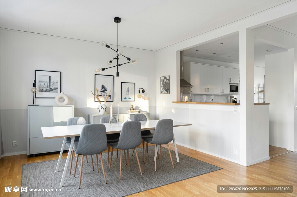 现代简约风餐厅室内场景