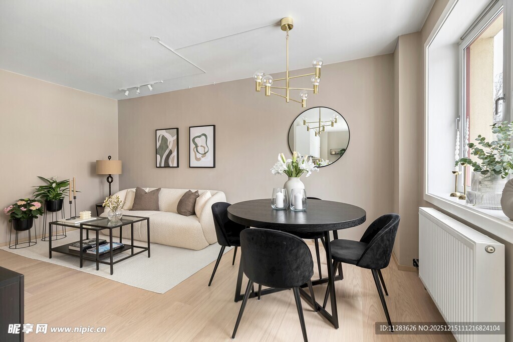 现代简约风温馨客厅一角