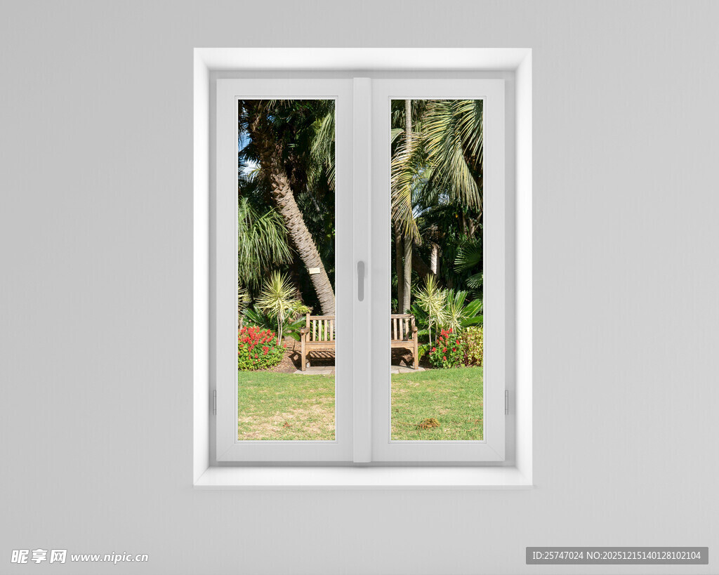 窗外绿意盎然的自然景致