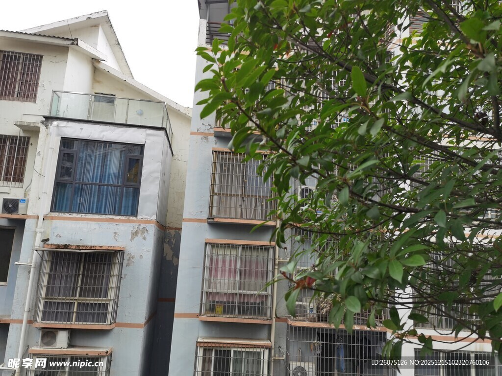 现代风格多层住宅外观