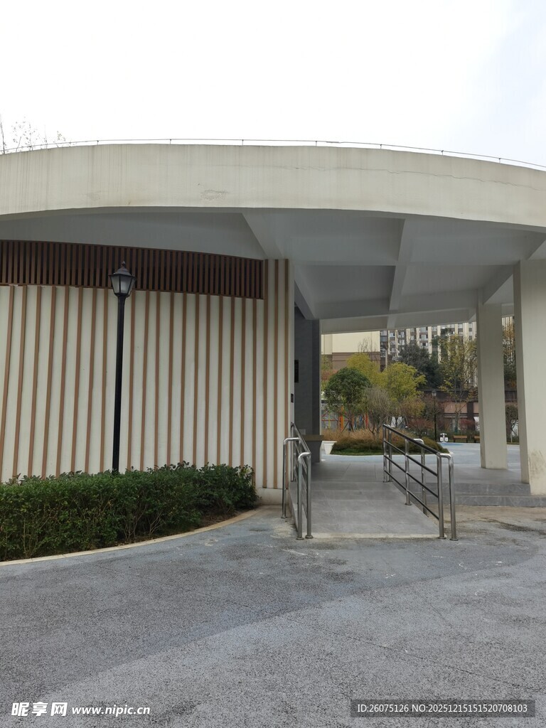 现代风格建筑入口景观