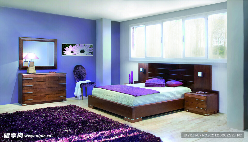 紫色系温馨卧室空间