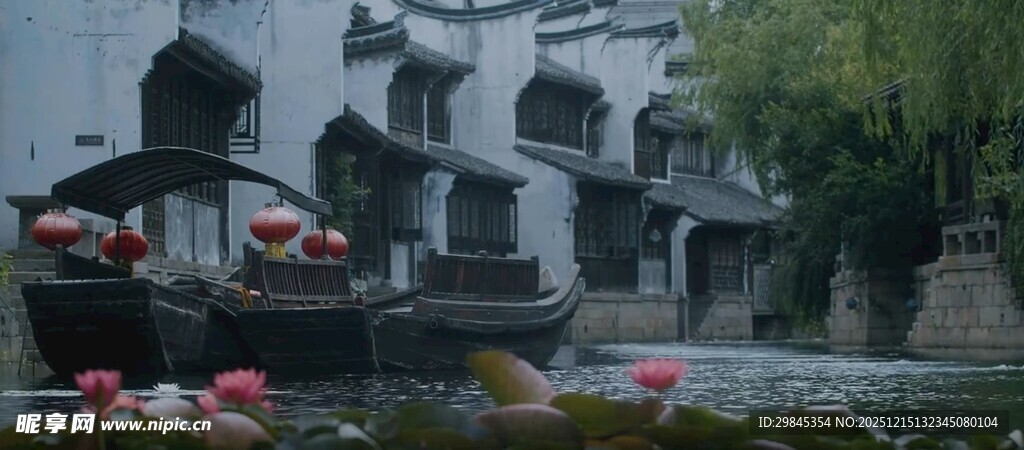 江南水乡古建筑与荷花景