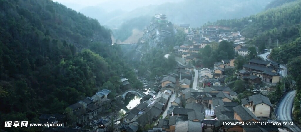 山间村落美景
