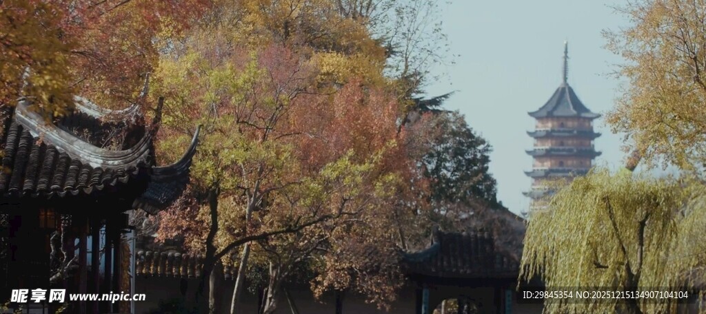 秋日古景园林风光图