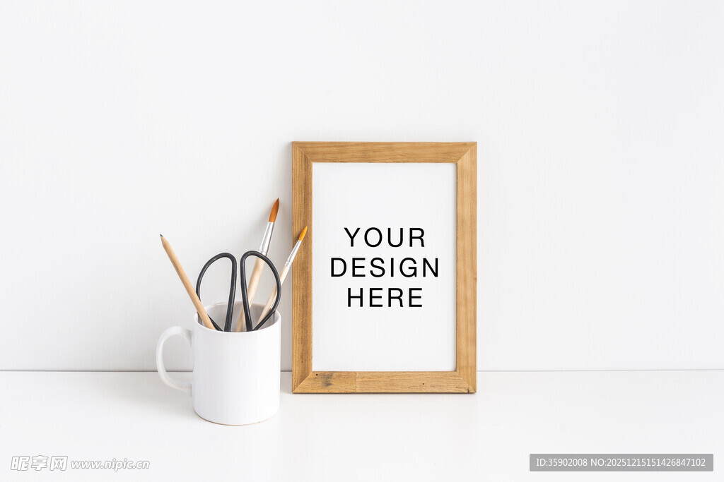 木质相框文具展示场景