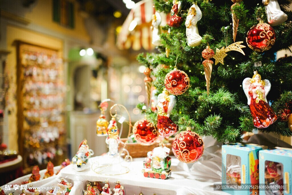 温馨圣诞装饰场景