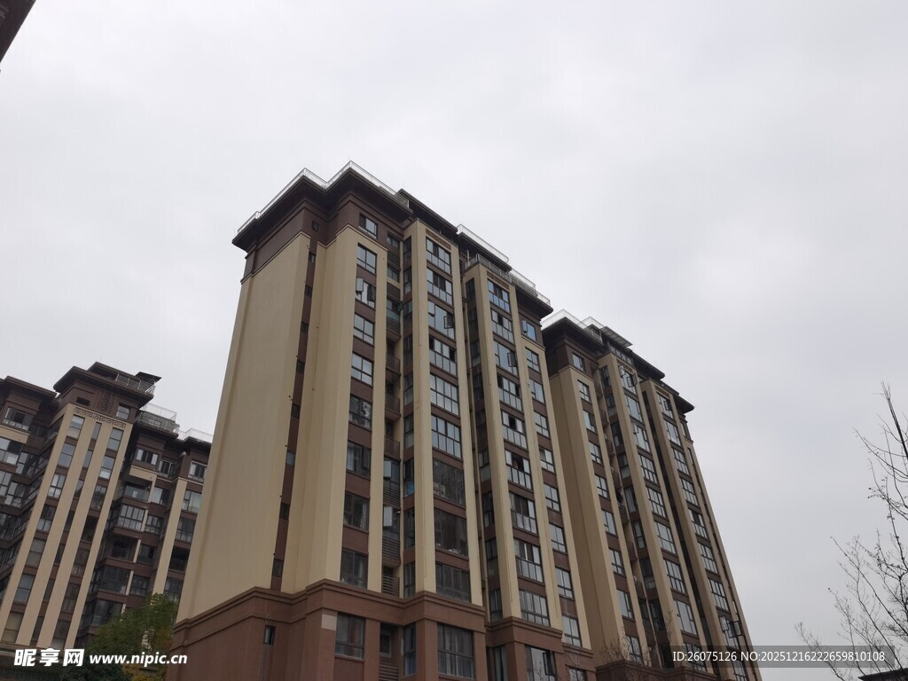 高层住宅楼外观景象