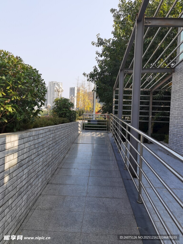 现代风格户外长廊景观