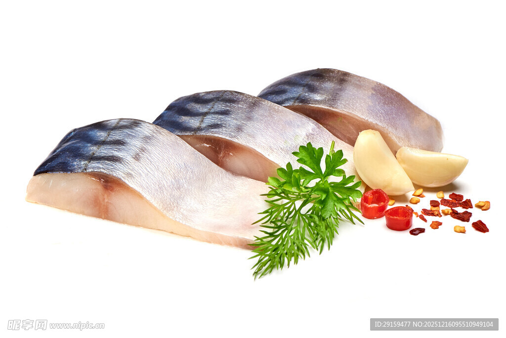 新鲜马鲛鱼片配香料佐料