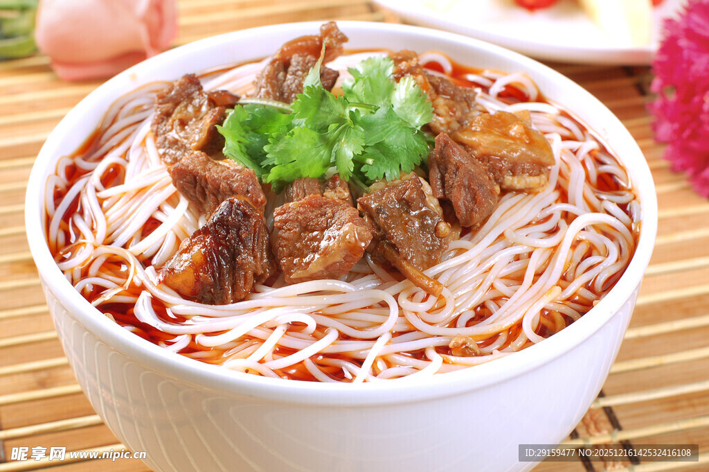 牛肉米粉