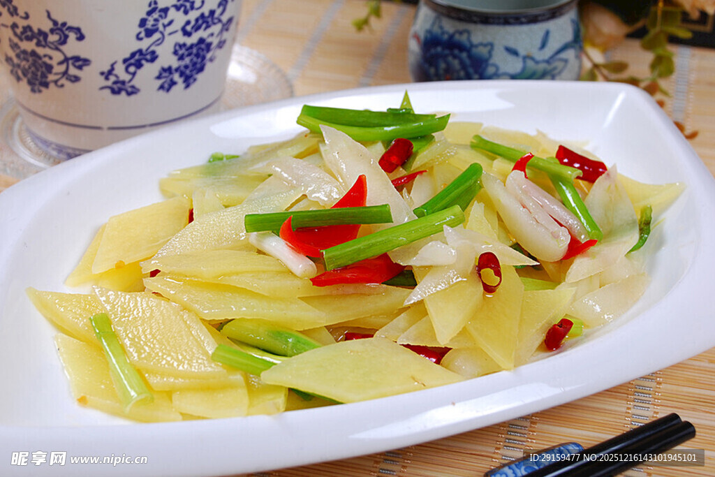 酸辣脆爽炒笋片