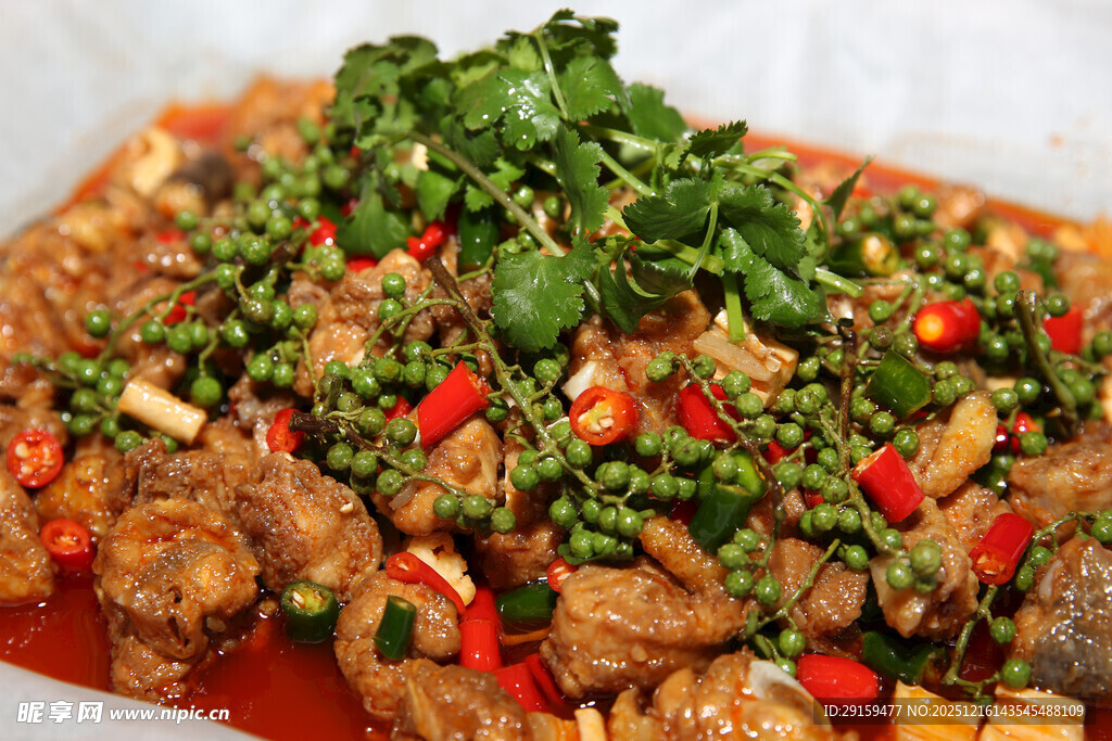 香辣可口的香菜牛肉