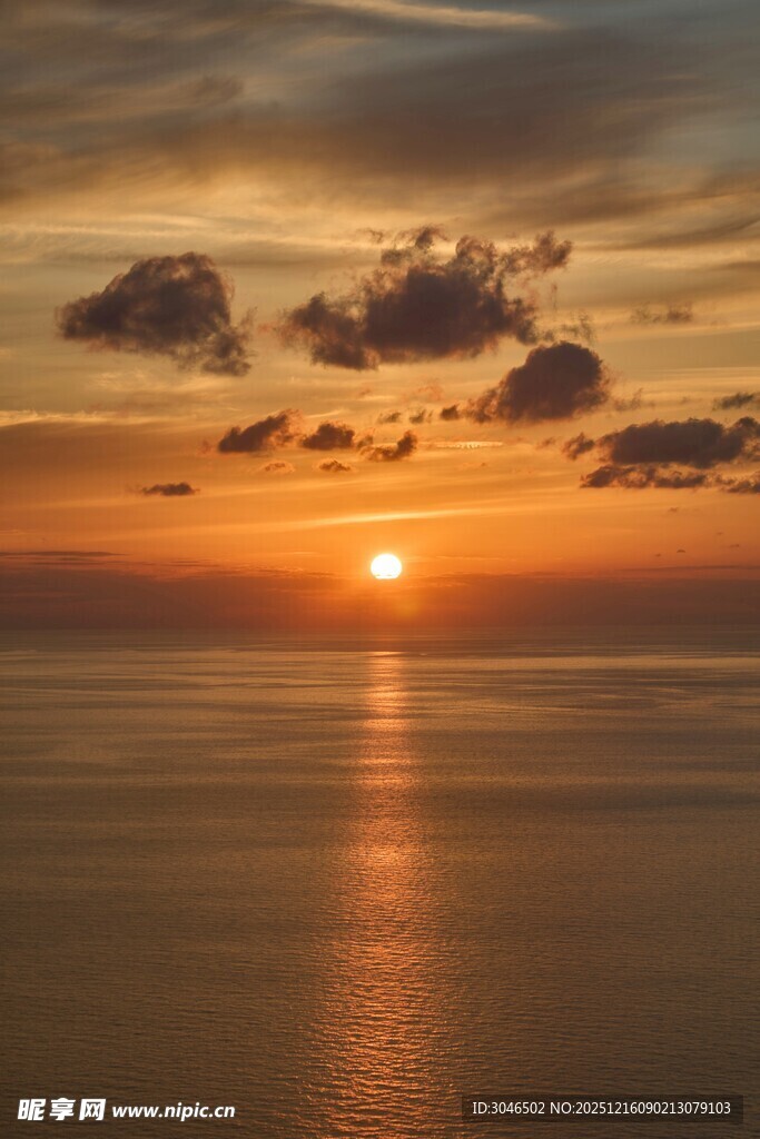 海上日落美景