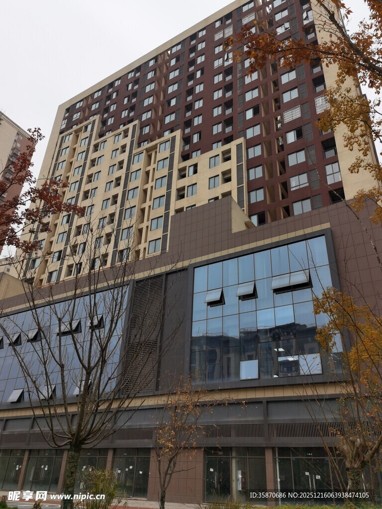 现代高层商住建筑外观