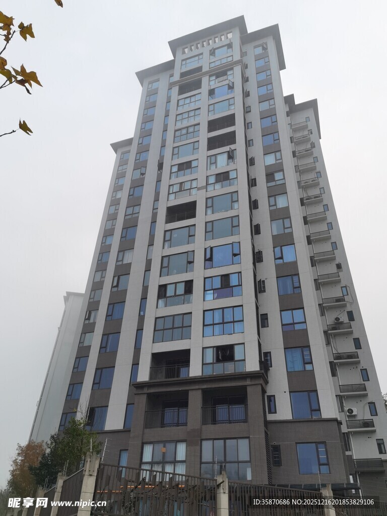 高层住宅楼外观
