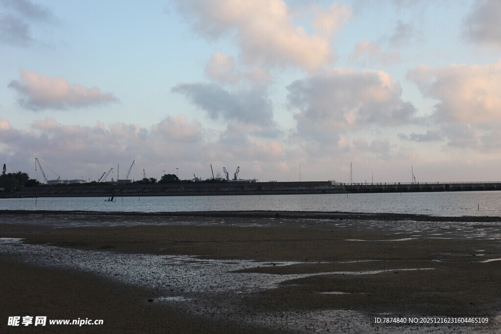 海边黄昏美景
