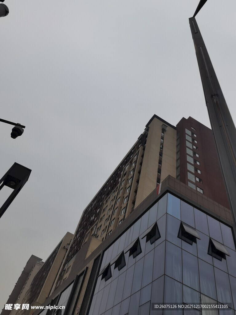 现代高楼建筑外观特写