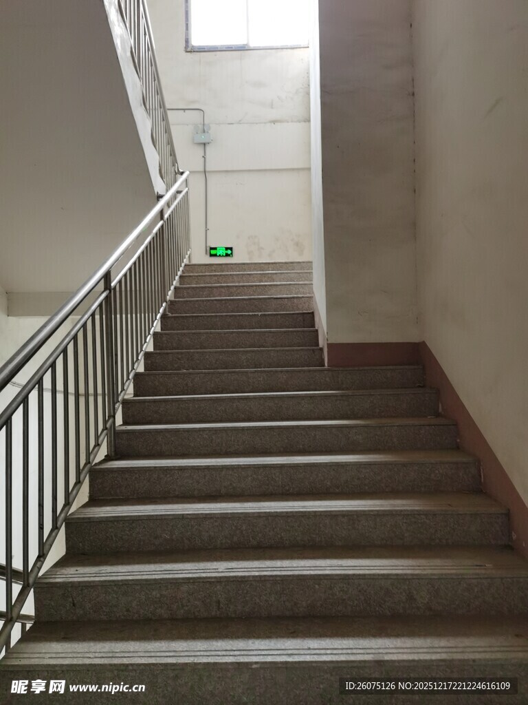室内楼梯场景
