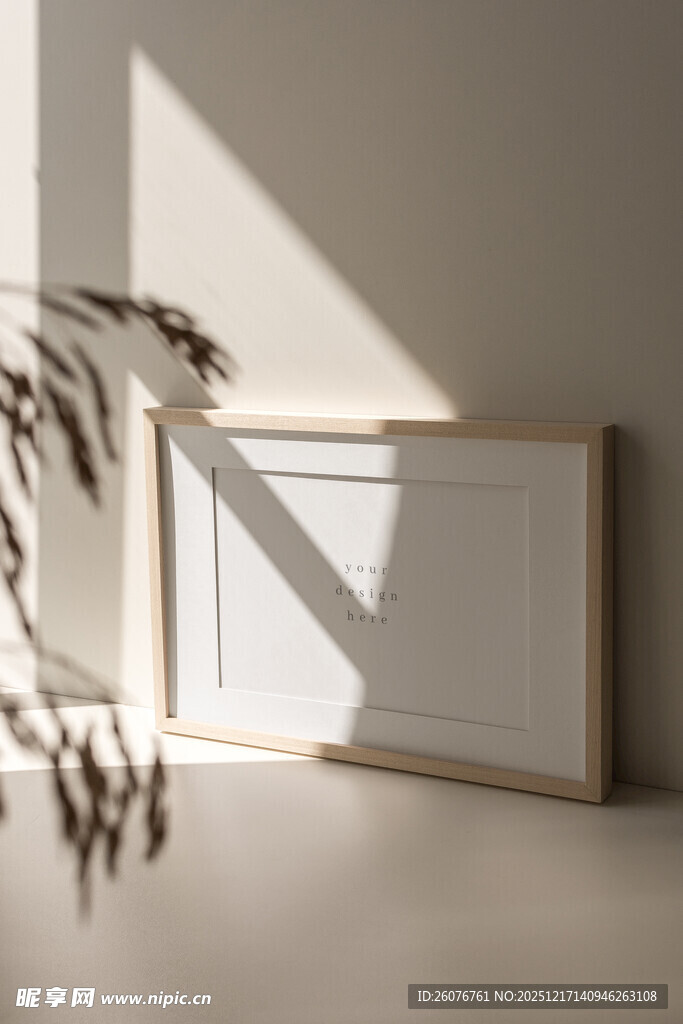 壁画相框海报样机图片